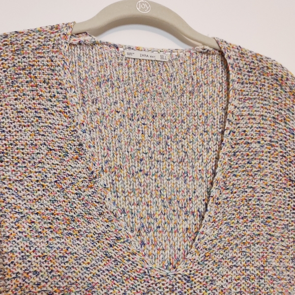 Zara Knits white & colorful variegated knit v neck pullover sweater - Picture 4 of 10